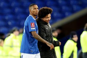 九游-上阵父子兵？阿什利-扬儿子加入伊镇U21，父子二人有望并肩作战